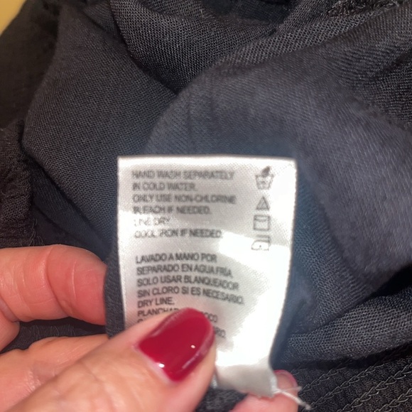 Patrons Of Peace black rayon pants with boho print size large - Picture 9 of 9